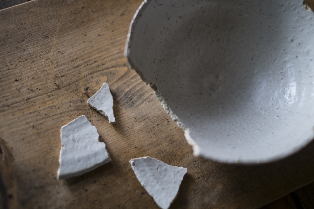 漆を使った金継ぎ